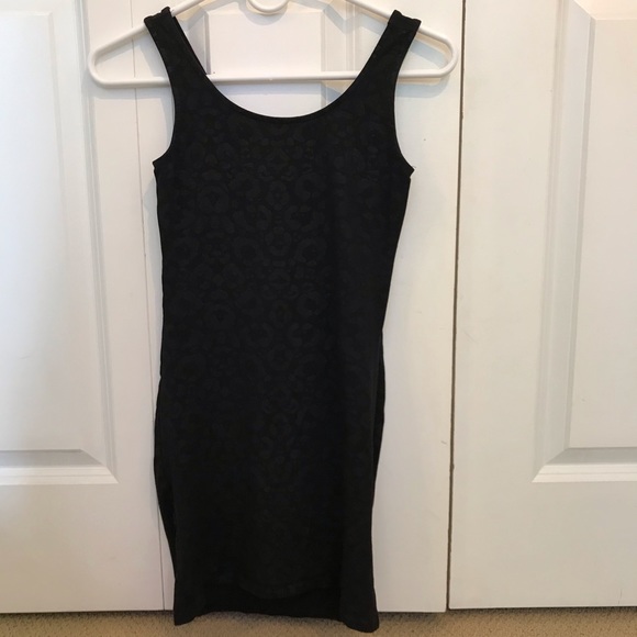 Black body-con dress! - Picture 2 of 2